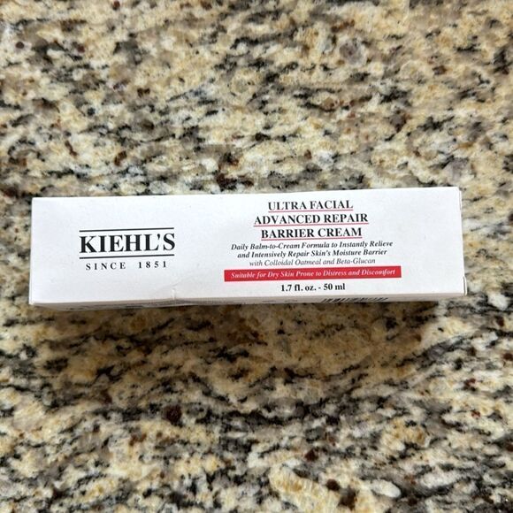 Ultra Facial Advanced Repair Barrier Cream brand new in box - Picture 2 of 6